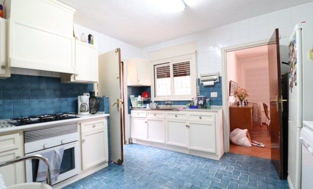 Herverkoop - Villa -
Campoamor