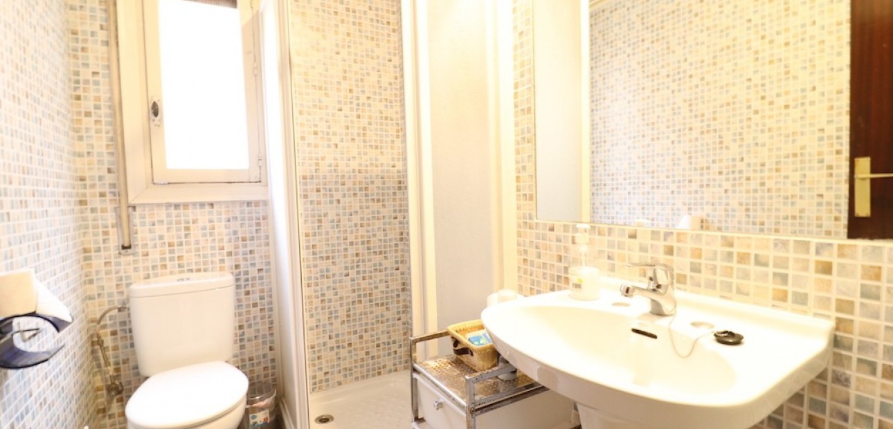 Herverkoop - Villa -
Campoamor