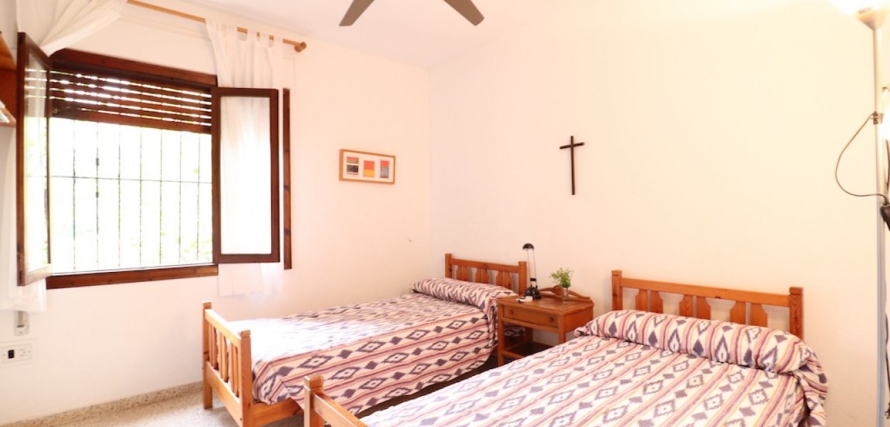 Herverkoop - Villa -
Campoamor