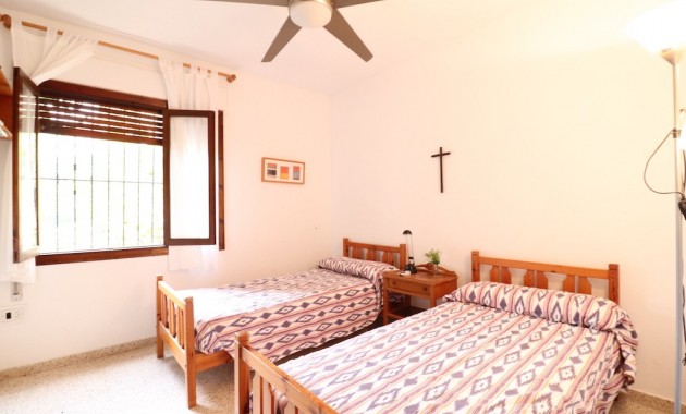 Herverkoop - Villa -
Campoamor