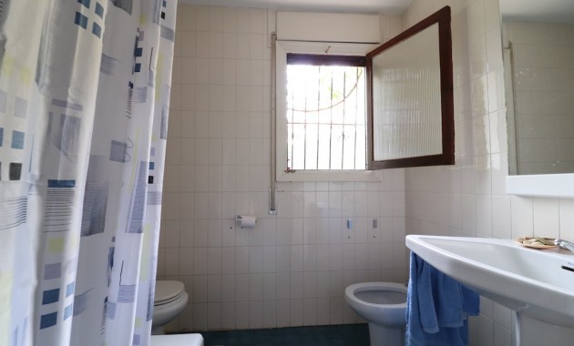 Herverkoop - Villa -
Campoamor