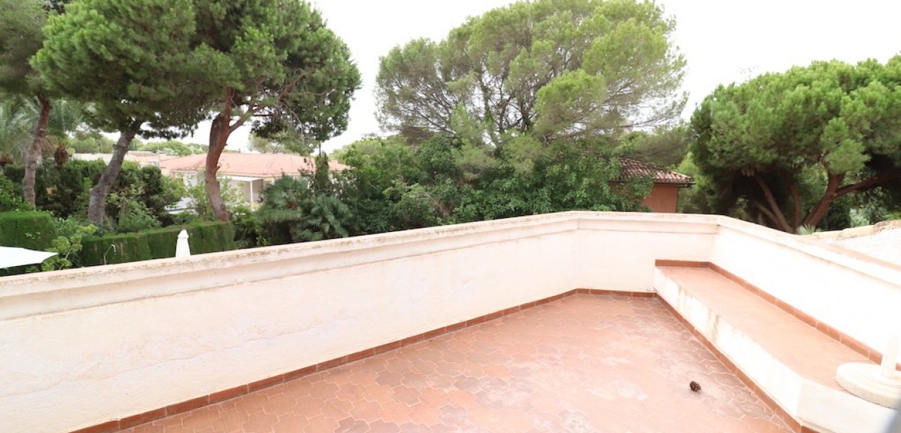 Herverkoop - Villa -
Campoamor