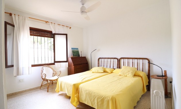 Herverkoop - Villa -
Campoamor