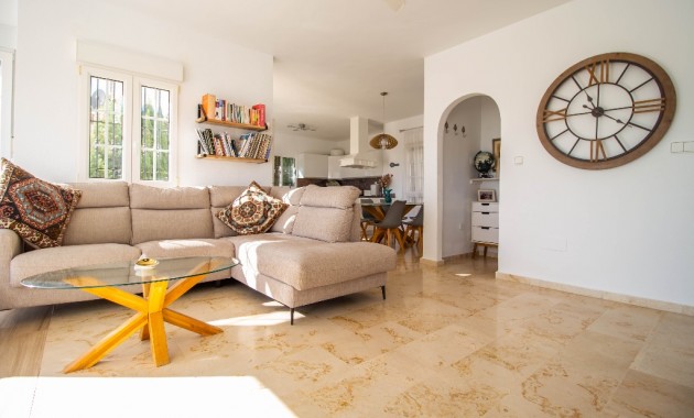 Herverkoop - Villa -
Las Ramblas