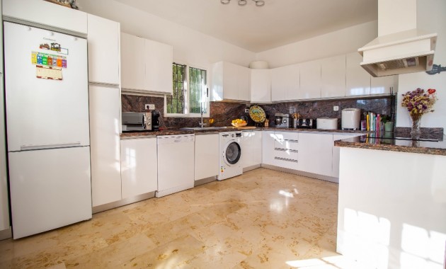 Herverkoop - Villa -
Las Ramblas