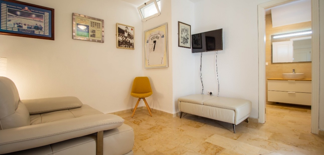 Herverkoop - Villa -
Las Ramblas