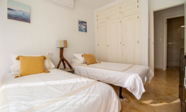 Herverkoop - Villa -
Las Ramblas