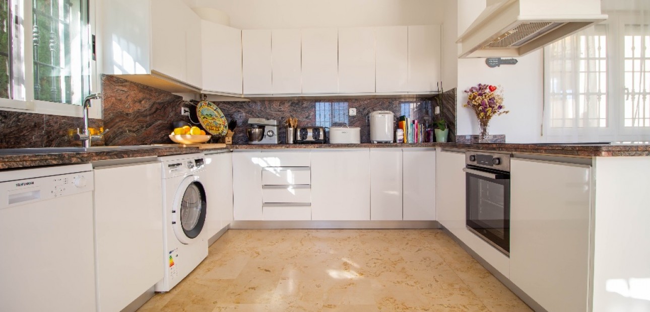 Herverkoop - Villa -
Las Ramblas