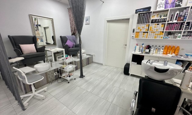 Sale - Commercial -
La Zenia