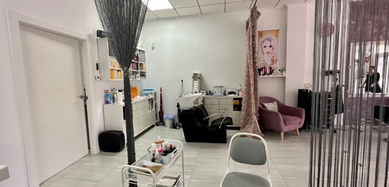 Sale - Commercial -
La Zenia