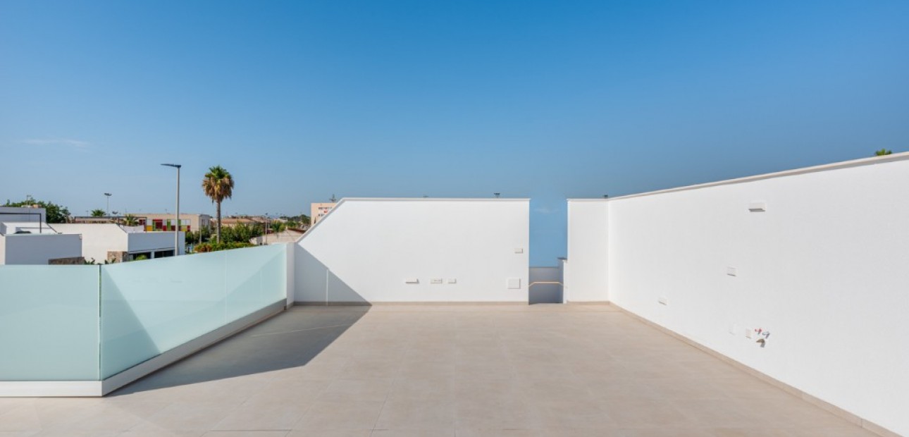 Nieuwbouw - Villa -
Los Alcazares