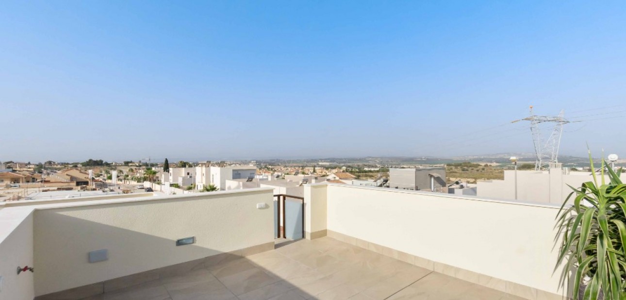 Nueva construcción  - Villa -
Rojales