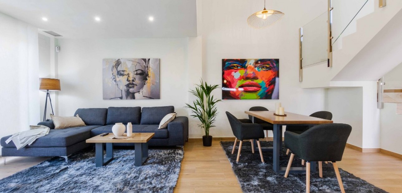 Nueva construcción  - Villa -
Rojales