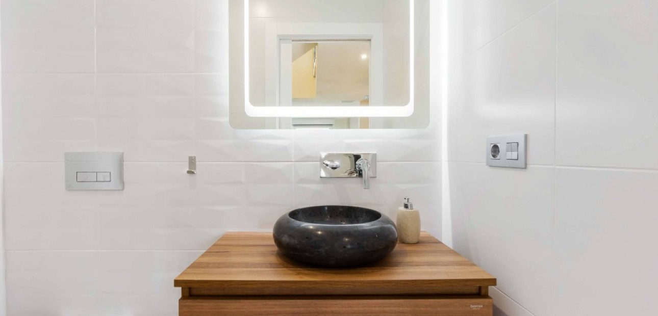 Nueva construcción  - Villa -
Rojales