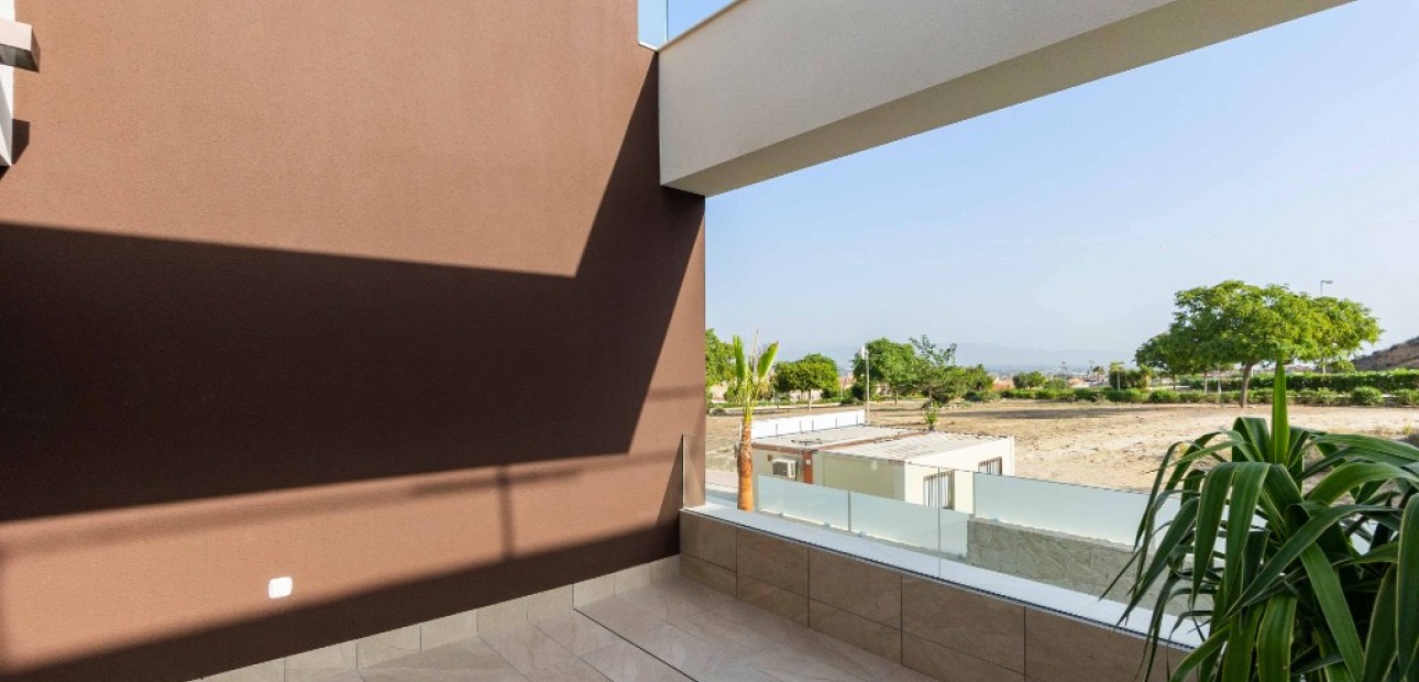 Nueva construcción  - Villa -
Rojales