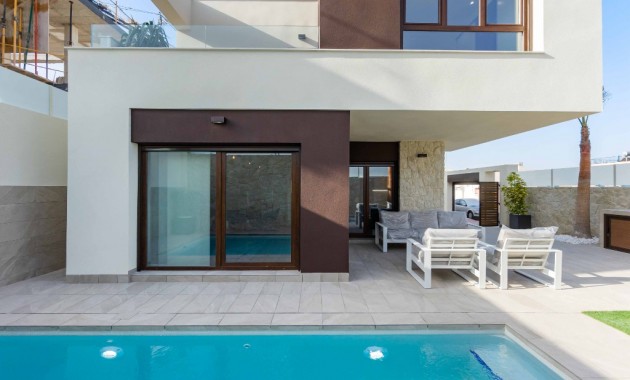 Nueva construcción  - Villa -
Rojales