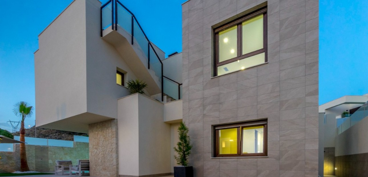 Nueva construcción  - Villa -
Rojales