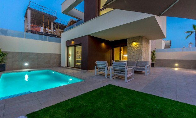 Nueva construcción  - Villa -
Rojales