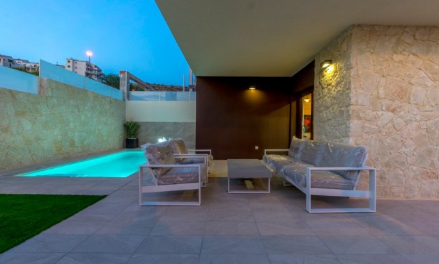 Nueva construcción  - Villa -
Rojales