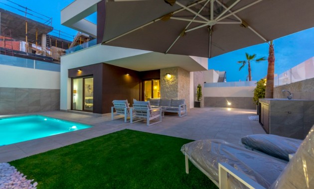 Nueva construcción  - Villa -
Rojales