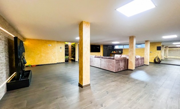 Sale - Villa -
La Mata