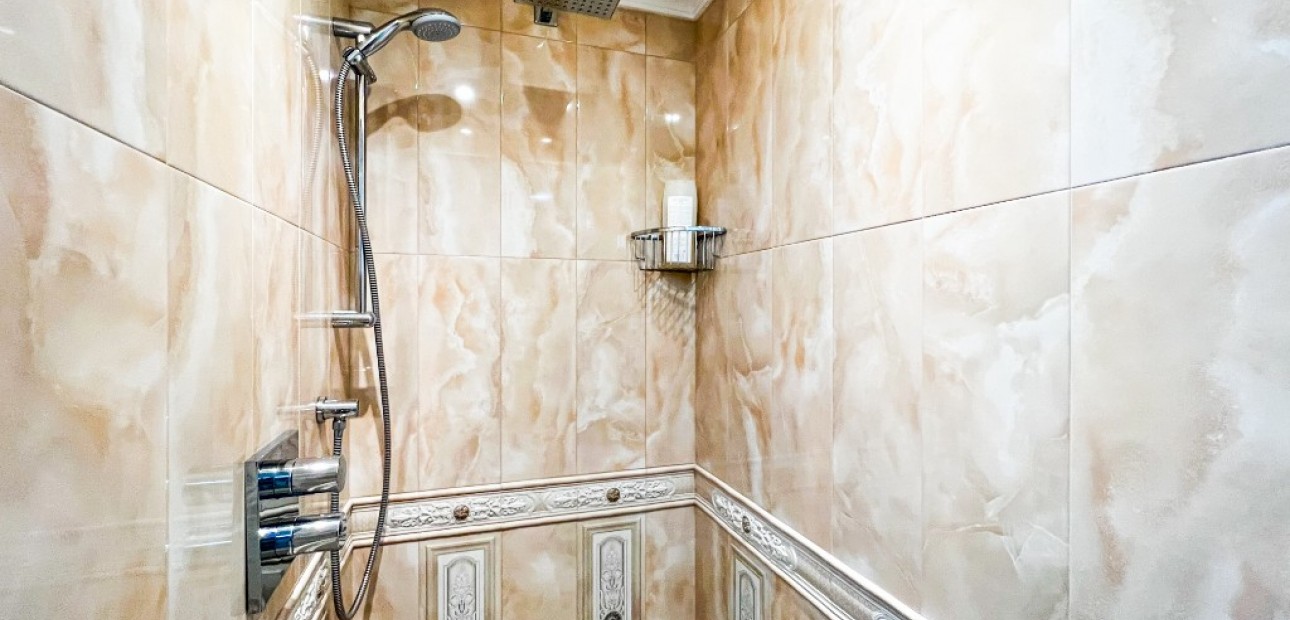 Sale - Villa -
La Mata