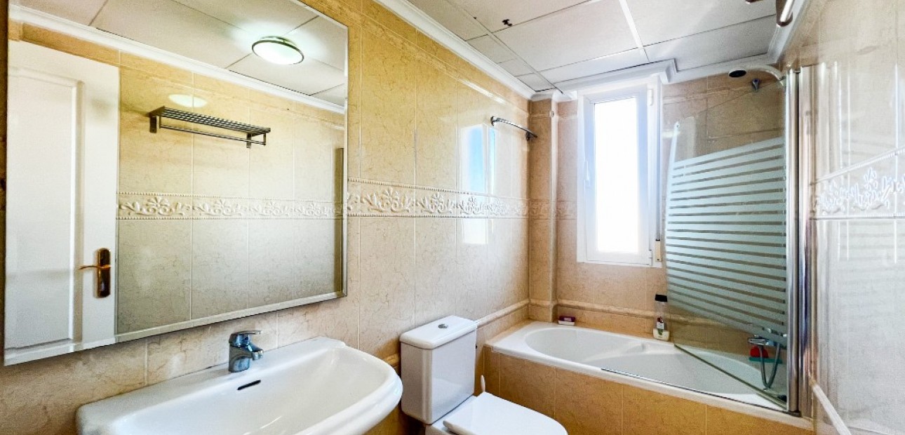 Sale - Villa -
La Mata