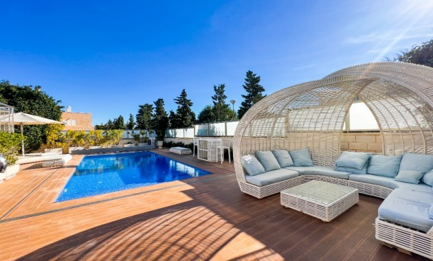 Sale - Villa -
La Mata