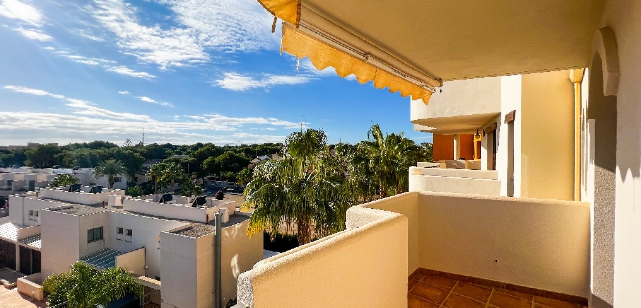 Herverkoop - Appartement / flat -
Punta Prima