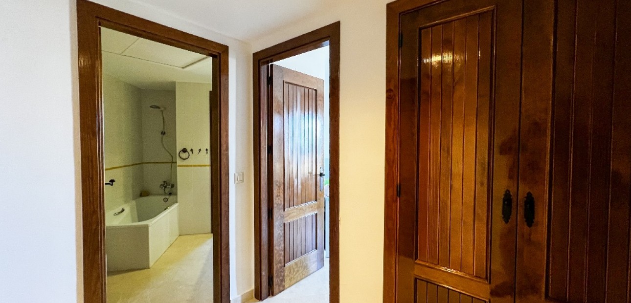 Herverkoop - Appartement / flat -
Punta Prima