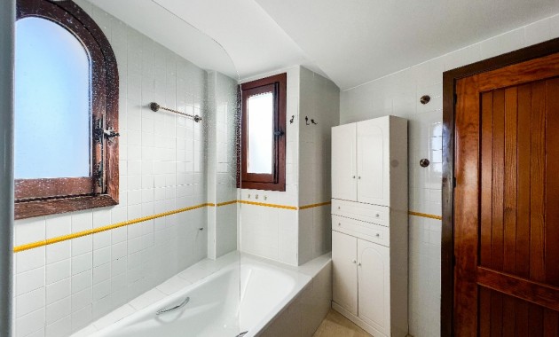 Herverkoop - Appartement / flat -
Punta Prima