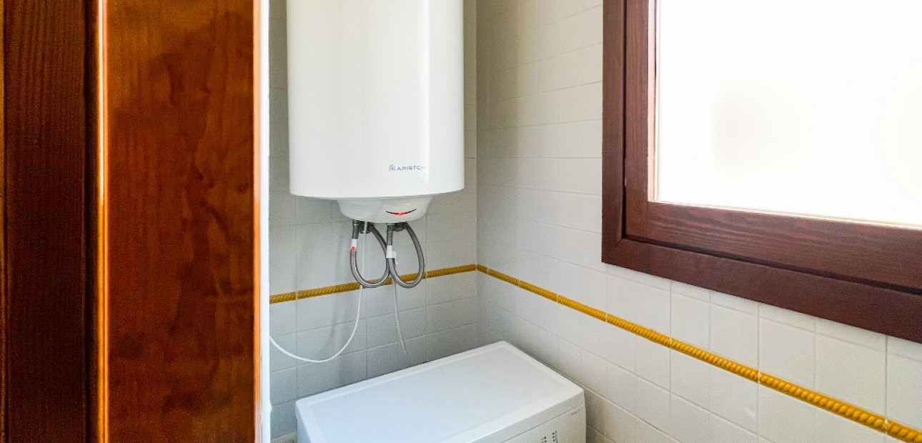 Herverkoop - Appartement / flat -
Punta Prima