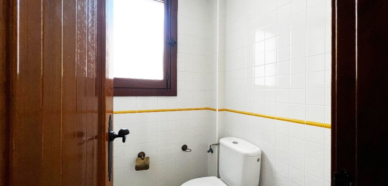 Herverkoop - Appartement / flat -
Punta Prima