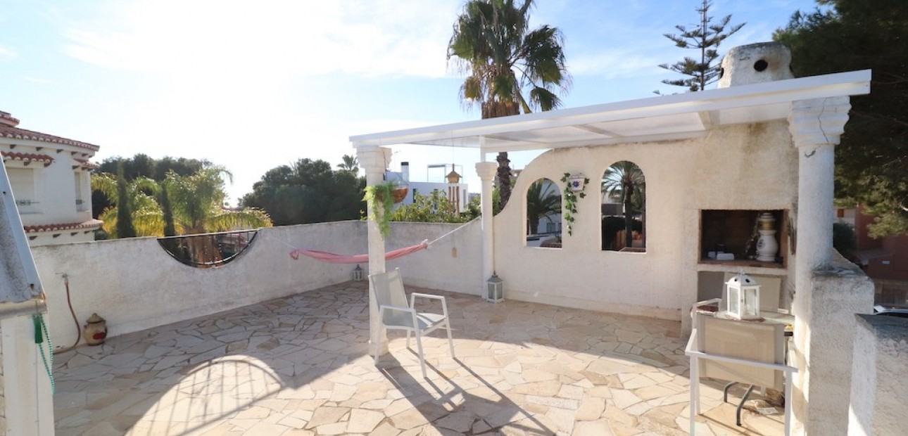 Herverkoop - Villa -
La Zenia