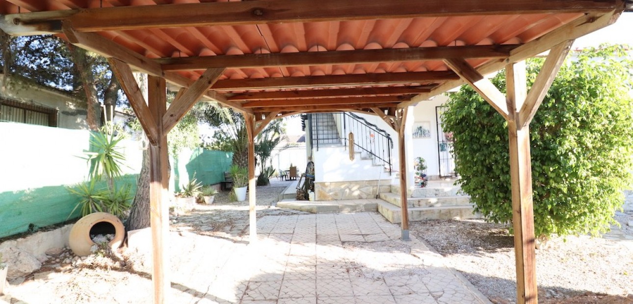 Herverkoop - Villa -
La Zenia