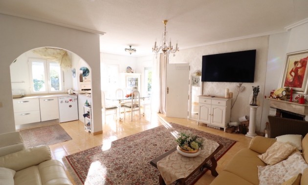 Herverkoop - Villa -
La Zenia