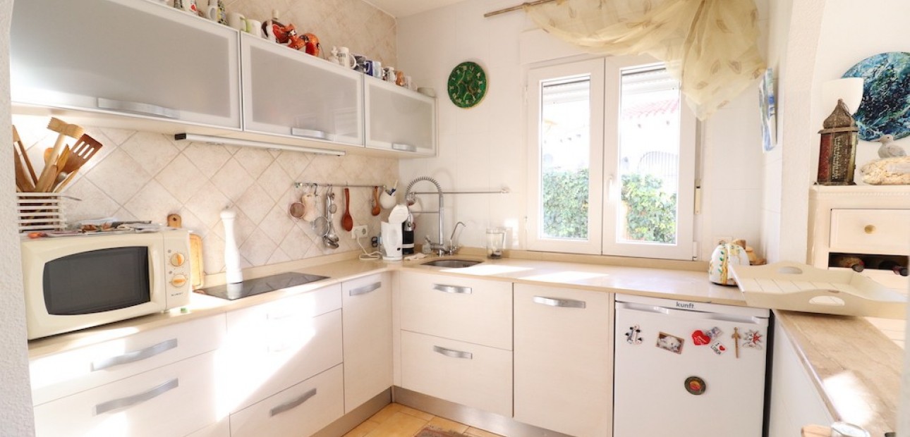 Herverkoop - Villa -
La Zenia