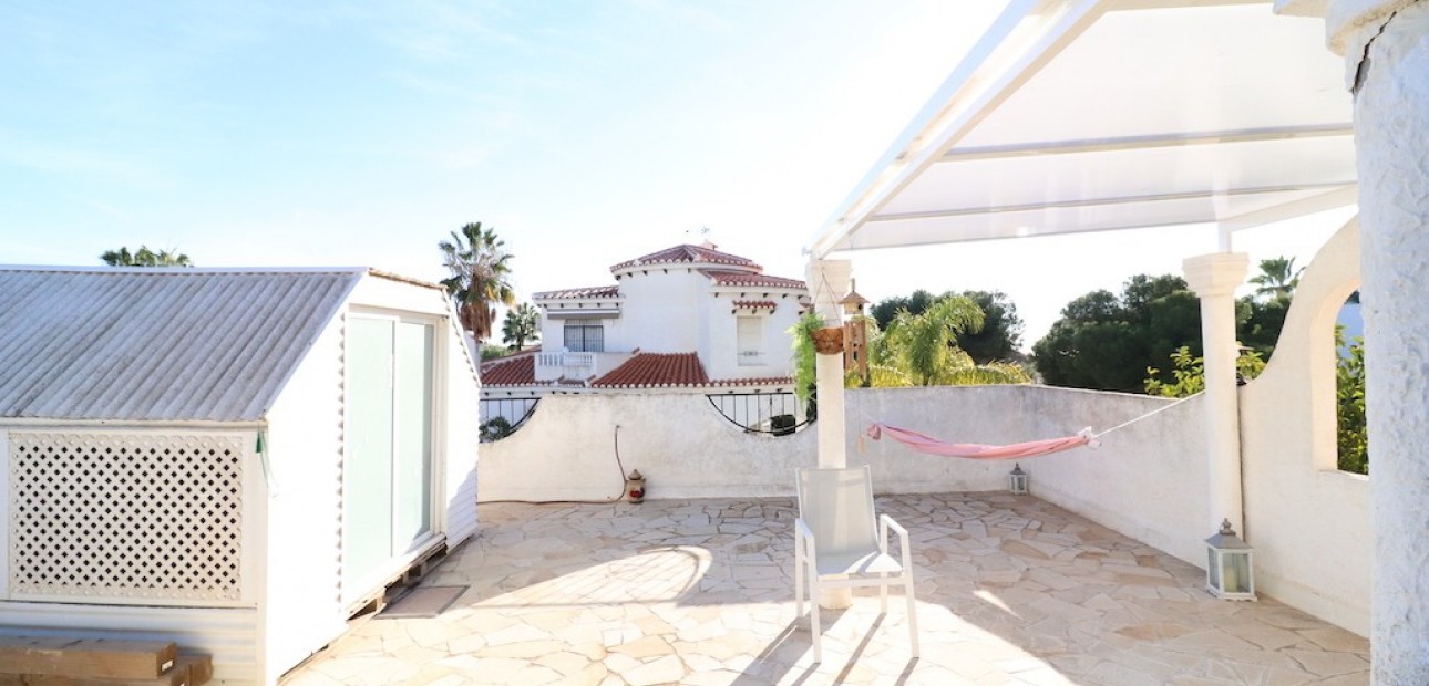 Herverkoop - Villa -
La Zenia