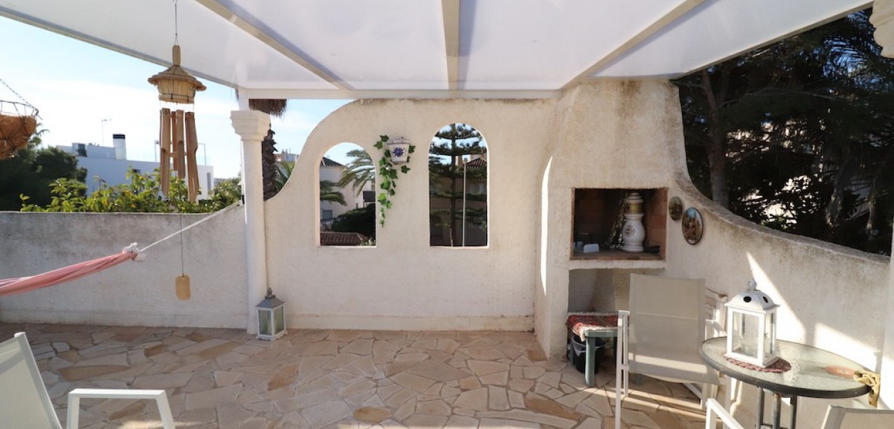 Herverkoop - Villa -
La Zenia