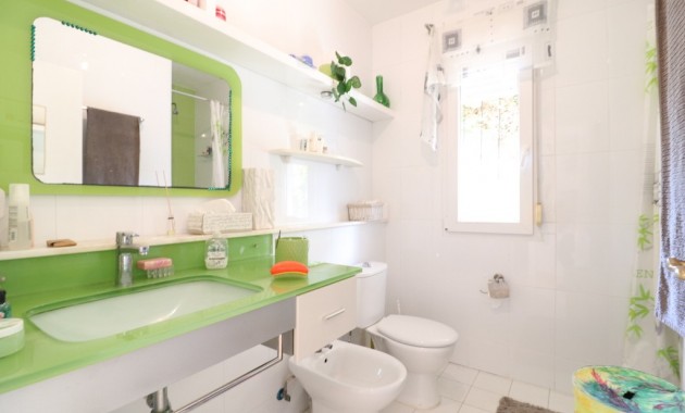 Herverkoop - Villa -
La Zenia