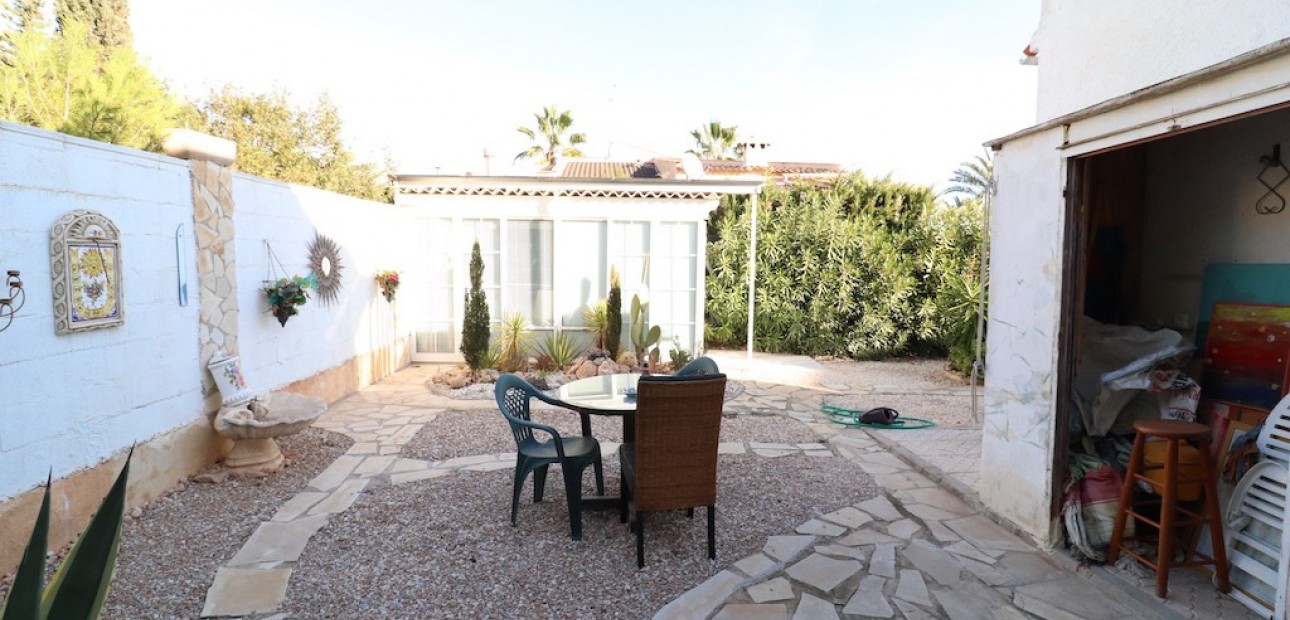 Herverkoop - Villa -
La Zenia