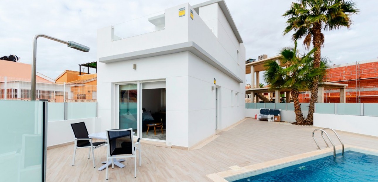 New Build - Villa -
Torrevieja - Torreta