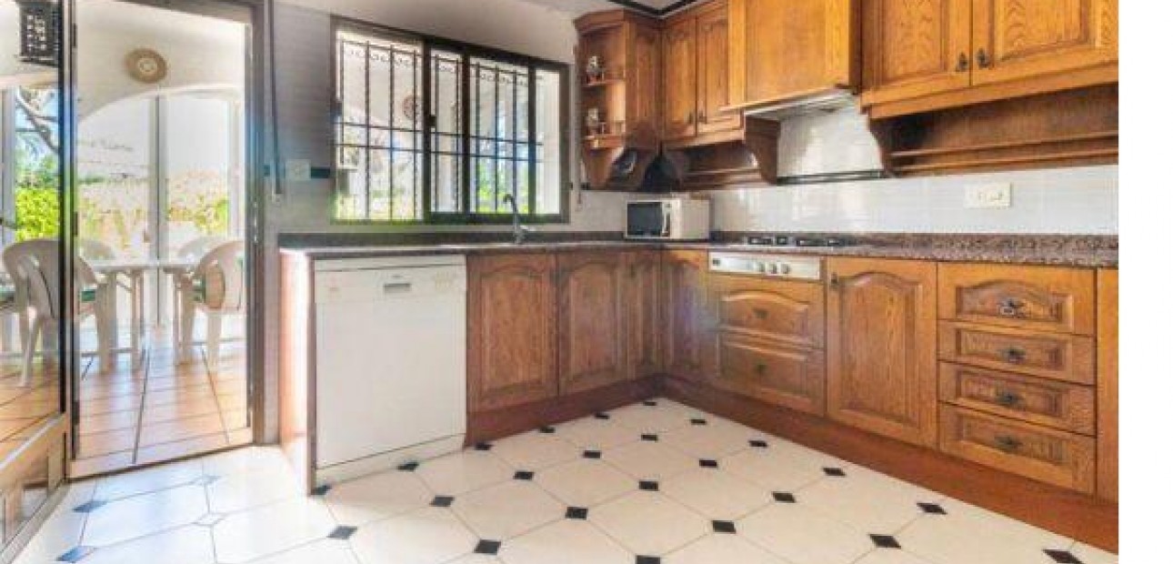 Venta - Villa -
Cabo Roig