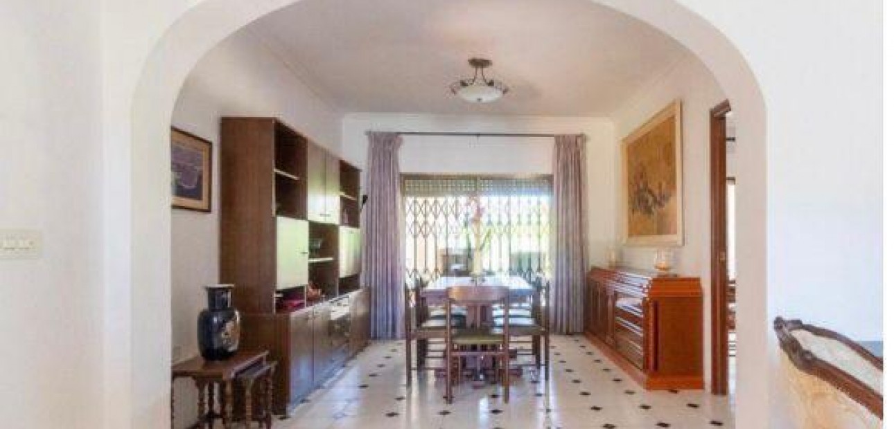 Venta - Villa -
Cabo Roig