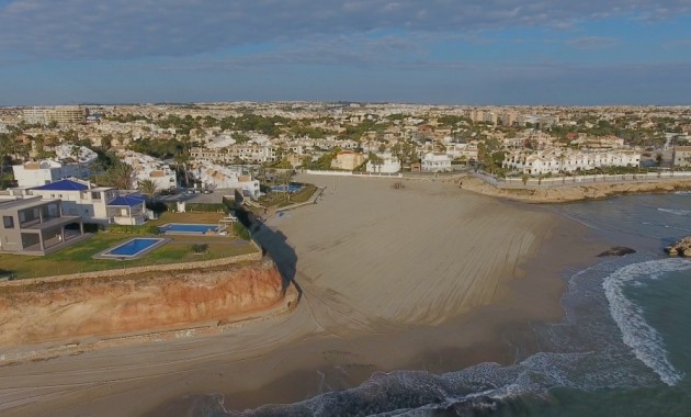 Venta - Villa -
Cabo Roig