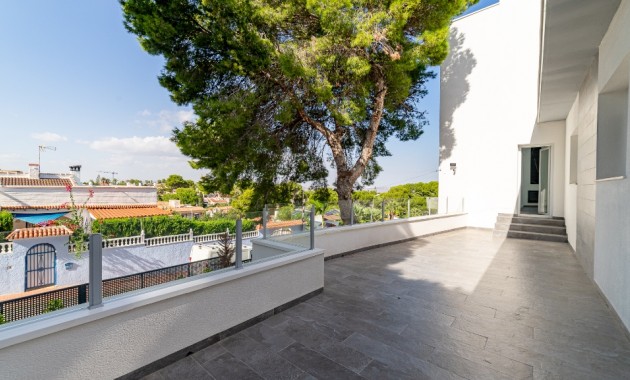 Venta - Villa -
Los Balcones