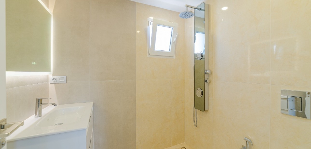 Venta - Villa -
Los Balcones