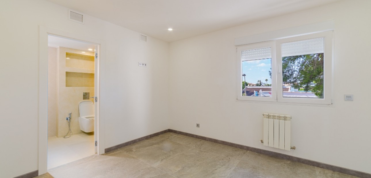 Venta - Villa -
Los Balcones