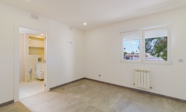 Venta - Villa -
Los Balcones