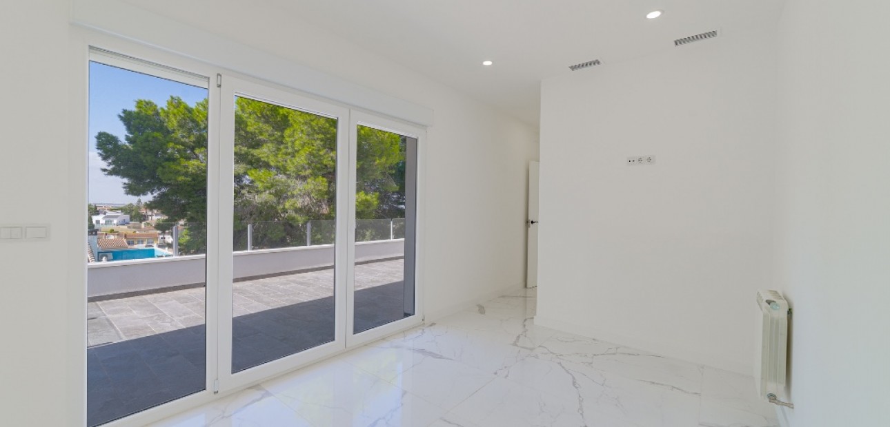 Venta - Villa -
Los Balcones